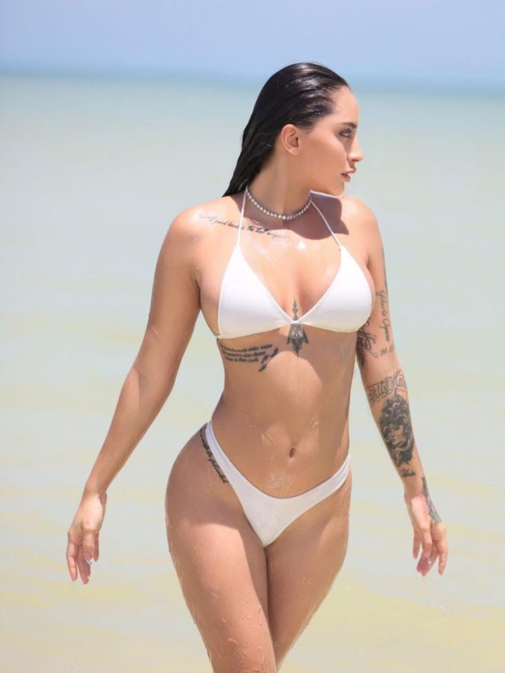 98fed586-d20d-4915-949d-fa8081d87b64